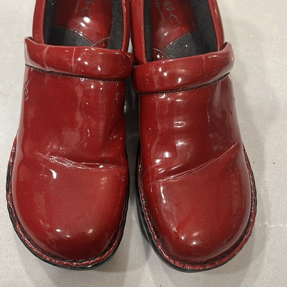 Boc Born Concepts Cherry Red Vegan professional clogs - Women’s 8.5 - Picture 6 of 6